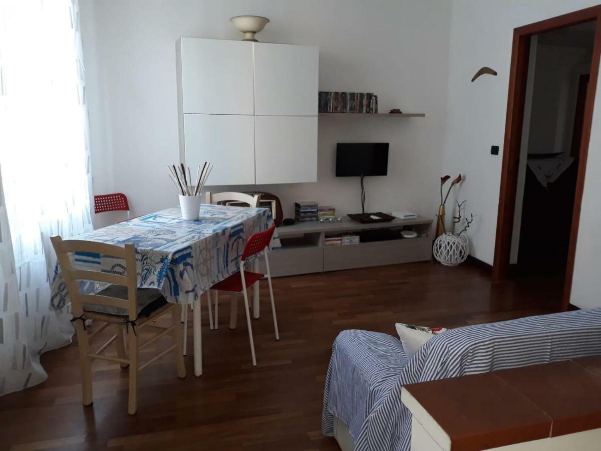 La Giara Apartment Специя Екстериор снимка